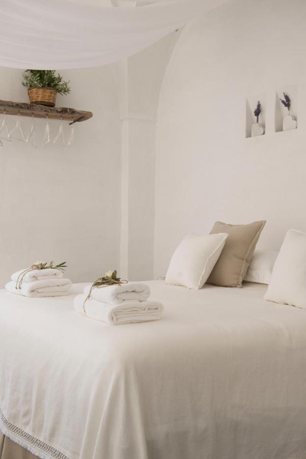 Masseria Le Torri Полиняно а Маре Екстериор снимка