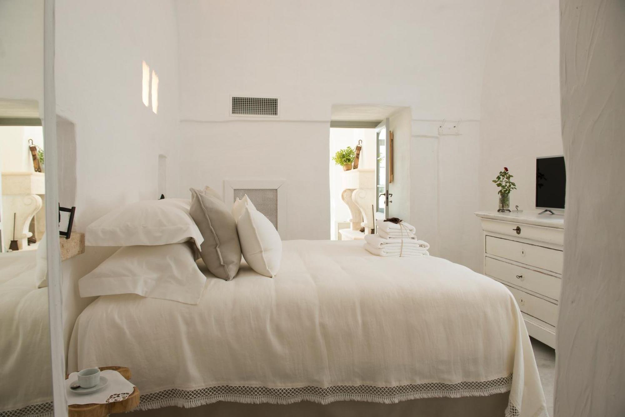 Masseria Le Torri Полиняно а Маре Екстериор снимка