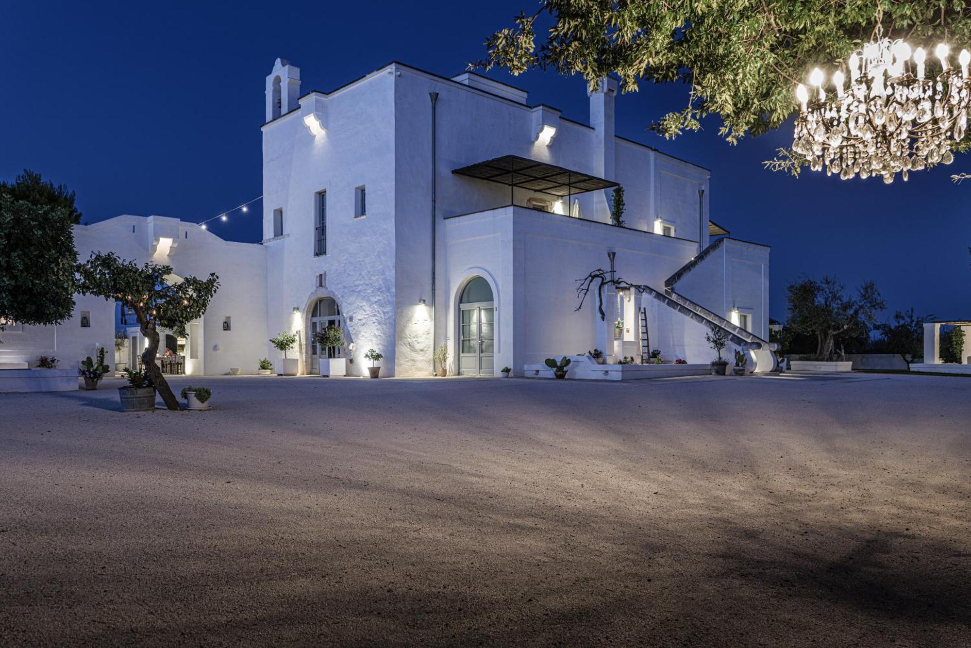 Masseria Le Torri Полиняно а Маре Екстериор снимка