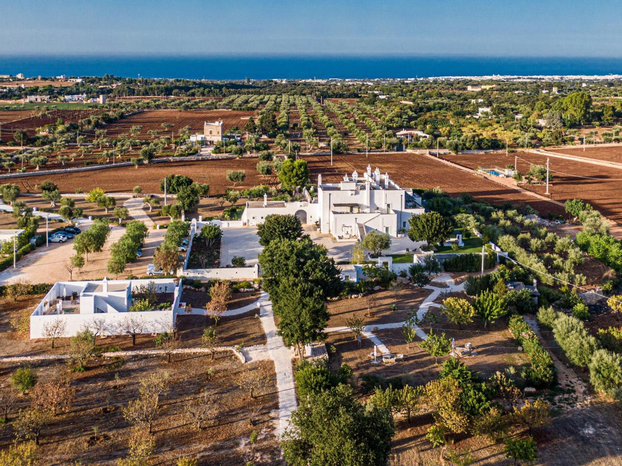 Masseria Le Torri Полиняно а Маре Екстериор снимка