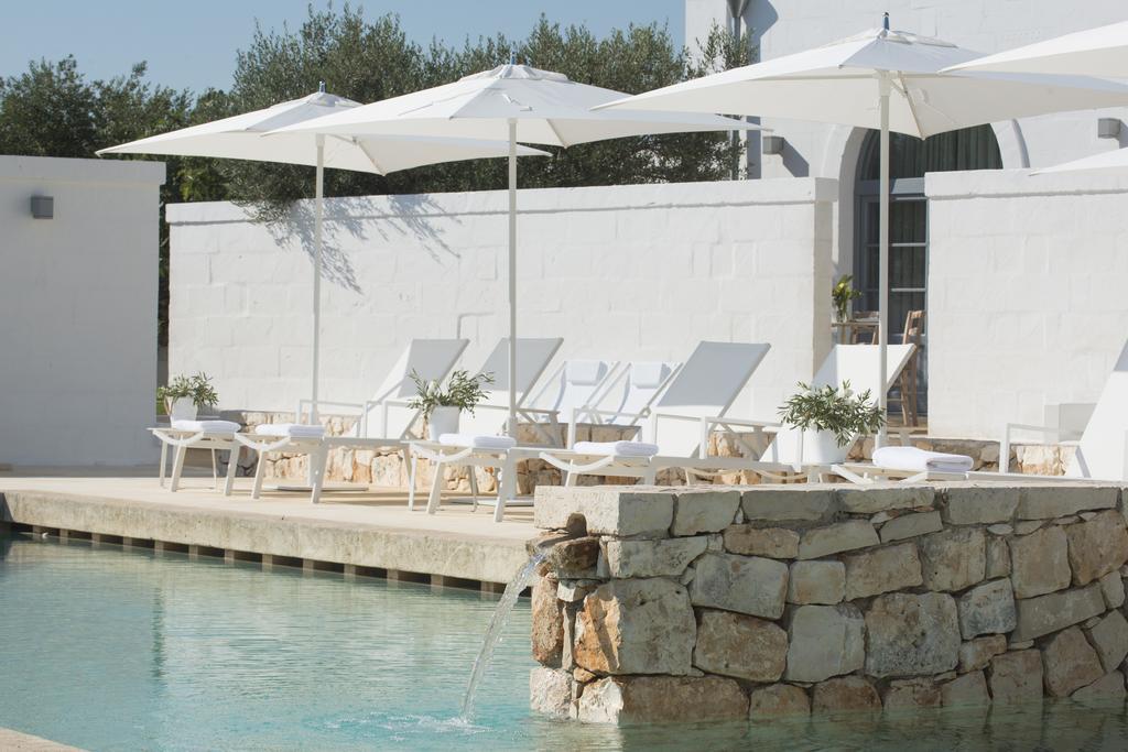 Masseria Le Torri Полиняно а Маре Екстериор снимка